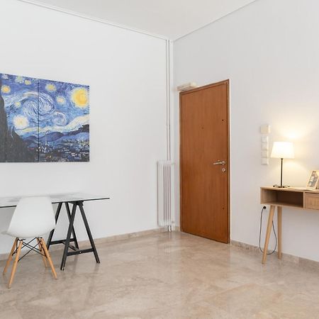 Lovely Apartment In Psychiko - Renovation May 2025 アテネ エクステリア 写真