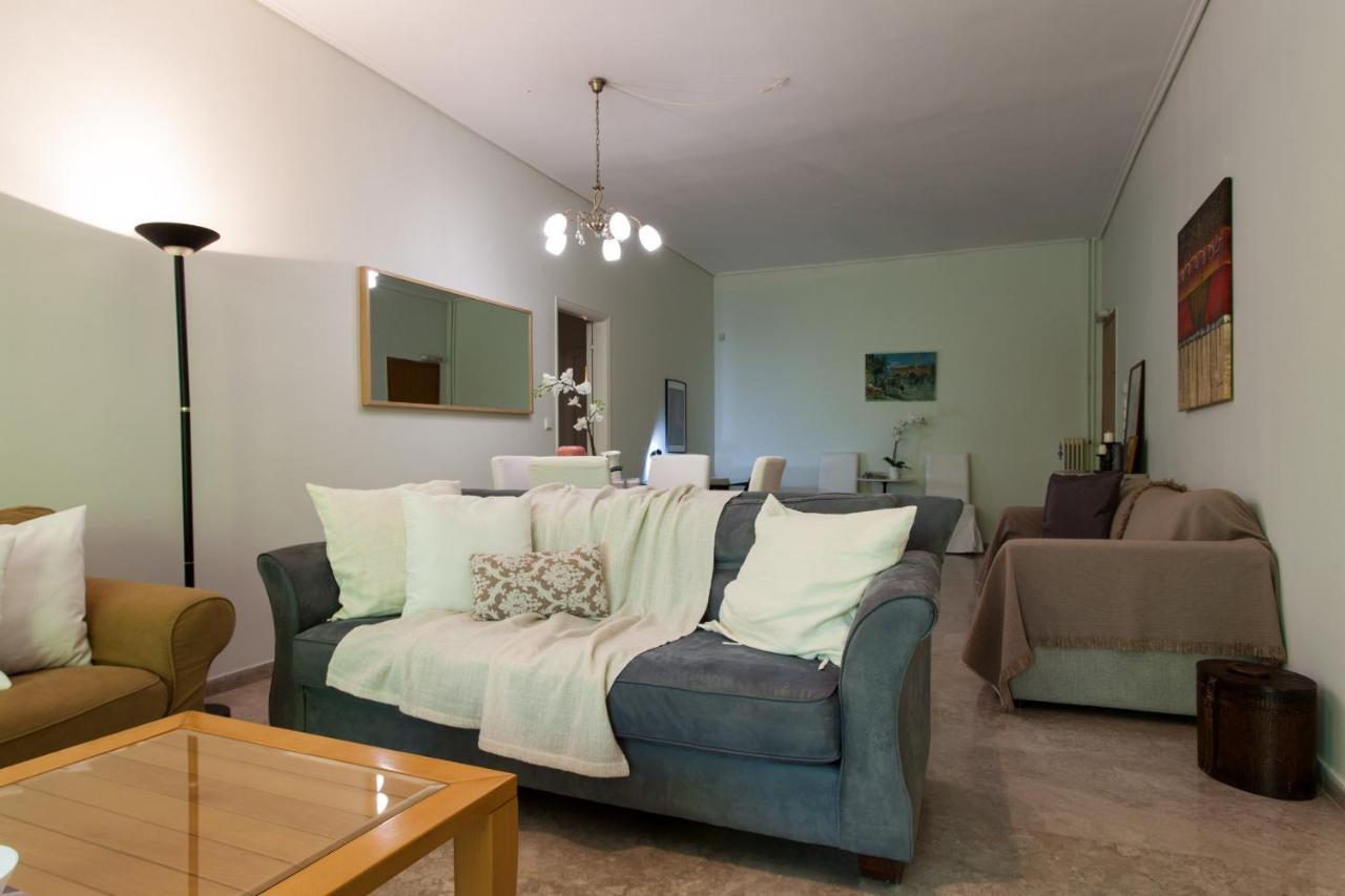 Lovely Apartment In Psychiko - Renovation May 2025 アテネ エクステリア 写真