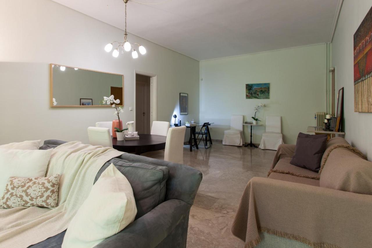 Lovely Apartment In Psychiko - Renovation May 2025 アテネ エクステリア 写真