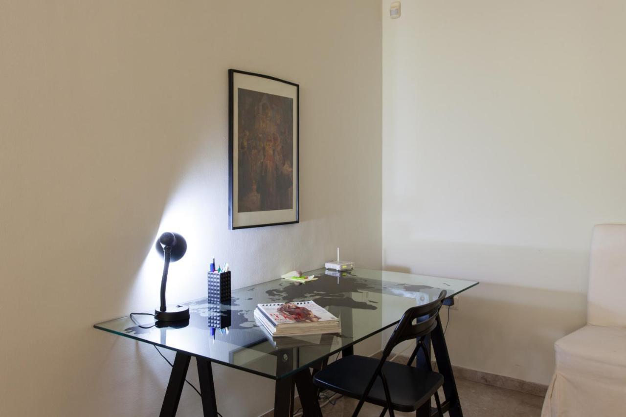 Lovely Apartment In Psychiko - Renovation May 2025 アテネ エクステリア 写真